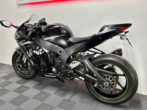 Motocicleta Deportiva Kawasaki ZX-10RR Usada de Calidad al Mejor Precio, Modelo 67566987, Procedente del Reino Unido, en Venta - Product Image 5