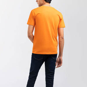 Camiseta de estilo urbano para hombre con acabado suave y ajuste cómodo, camiseta informal para hombre con material transpirable de alta calidad - Product Image 3