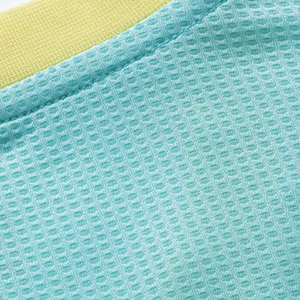 Vente directe d'usine Uniforme de football 100% polyester Séchage rapide Respirant Couleurs et tailles personnalisées Fabriqué au Pakistan pour hommes - Product Image 3