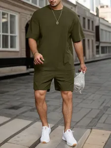 Chándal de verano transpirable de talla grande de 2 piezas para hombre, conjunto informal de camisa y pantalones cortos con hombros caídos, ropa de calle, traje de salón - Product Image 3