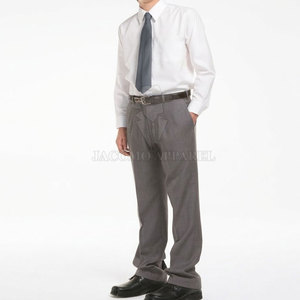 Colección de uniformes escolares para niños del fabricante pakistaní, con tela de algodón y múltiples opciones de talla. - Product Image 5