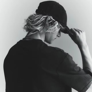 เสื้อยืดสตรีทแวร์สำหรับผู้ชายเสื้อยืดผ้าฝ้ายเปล่าขนาดใหญ่สำหรับผู้ชายใหม่2025โลโก้ออกแบบได้ตามต้องการ - Product Image 5