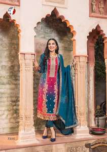 Dernier Evergreen Designer Outfit Top Quality Russian Silk Jacquard Position Print Kurti Pant & Dupatta Pure Hand Work à vendre - Product Image 2