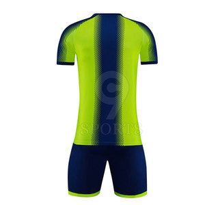 Uniforme de fútbol personalizado de alta calidad para hombre Camiseta de fútbol personalizada para el partido del equipo del club con logotipo y número para el verano - Product Image 2