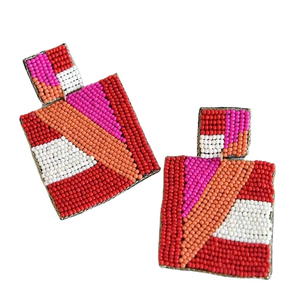 Belle broderie perlée à la main Belle boucle d'oreille coeur dans un nouveau design multicolore à la mode fantaisie pour les femmes - Product Image 5