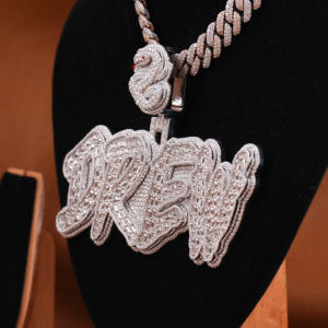 Personalizado 14kt oro blanco DREW carta completo Iced Moissanite Unisex diamante colgante plata esterlina plateado cuerpo joyería - Product Image 2