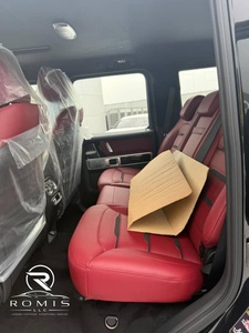 Nuova Mercedes Classe G W465 Nera SUV 2019 con Motore Turbo a Benzina, Cambio Automatico e Finiture Esterne Aggiornate - Product Image 4