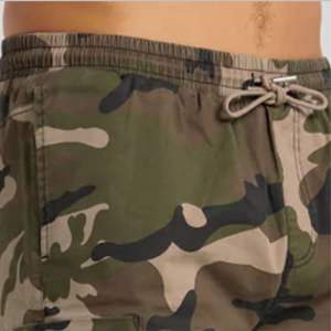Short Cargo Athlétique d'Été pour Homme Séchage Rapide Taille Élastique Short de Gym Multi-Poches Solide Fitness Course Entraînement - Product Image 3