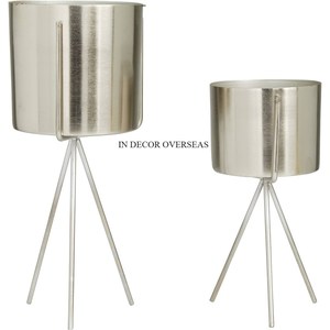 Ensemble de jardinière de forme ronde en métal robuste enduit de poudre de couleur noire avec support en fil métallique plaqué or - Product Image 2