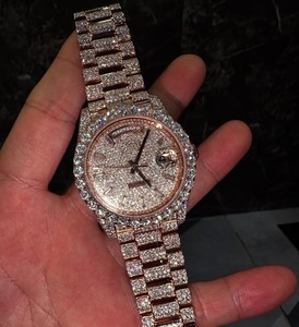 Reloj de Pulsera para Hombre de Edición Limitada con Movimiento Mecánico Automático Miyota de 41 mm, Esfera Analógica con Indicador de Fecha y Diamante Moissanita - Product Image 1