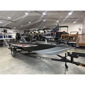 Bateau Tracker Pro Team 175 Crappie Edition 2026, nouveau bateau à moteur en aluminium pour la pêche au bar avec moteur hors-bord - Product Image 3