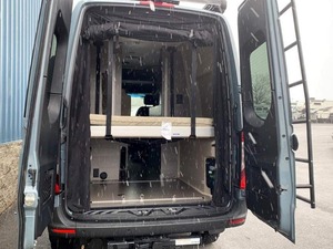 Autocaravana de lujo ENTEGRA LUNCH 19Y 2023 usada, blanca, Euro 5, para 4-6 personas, para acampar - Product Image 3