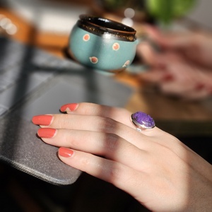 Anillo Plata Tamaño Libre con Charoite para Bodas Fiestas Aniversarios Compromisos - Product Image 1