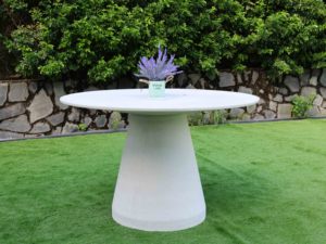 Mesa de Comedor Ovalada Moderna Hecha a Mano, de Hormigón Blanco Impermeable para Exteriores, con Base de Pedestal Redondo Doble para Espacios de Villa o Patio - Product Image 5