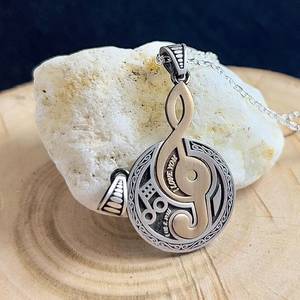 Collar Minimalista con Colgante de Corazón y Nota Musical Clave de Sol, en Plata de Ley Plateada, para Parejas, Bodas, San Valentín, Hecho a Mano - Product Image 1