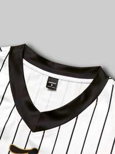 2025 superventas Unisex 220GSM gráfico sublimación manga corta cuello en V rayas fútbol americano Jersey transpirable de gran tamaño - Product Image 2