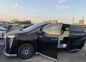 GAC Trumpchi E9 MPV hybride automatique, conduite à gauche, haut de gamme, grandiose, luxueux, 7 places, avec toit ouvrant panoramique - Product Image 3