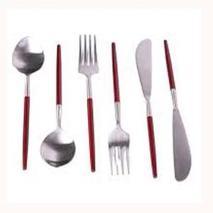 Ensemble de couverts en acier inoxydable plaqué argent avec poignée à carreaux rouge et blanc Ensemble de couverts de haute qualité pour mariage au restaurant - Product Image 5