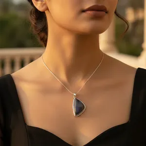 Collier pendentif géométrique en argent avec pierre naturelle sertie pour femme, chaîne serpent minimaliste, bijoux tendance - Product Image 1