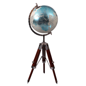 Grand globe terrestre décoratif en métal avec un design complexe parfait pour la décoration de bureau ou l'affichage intérieur classique - Product Image 1