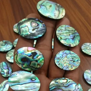 Cabochon en pierre naturelle d'abalone de qualité supérieure, cabochon en coquille naturelle poli pour la guérison, formes variées - Product Image 1