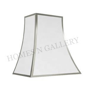 Gran Campana Extractora de Acero Inoxidable Negra Personalizada para Restaurante, Montada en la Pared con Correas de Latón y Cubierta Remachada - Product Image 5