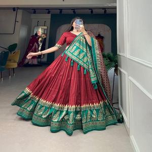 Tenue tendance de créateur haute sur demande Tussar Silk Lehenga Choli & Dupatta avec impression avec feuille d'impression fournisseur de travail de l'Inde - Product Image 1