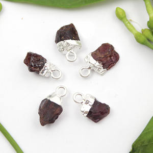 Collier à caution unique plaqué argent faisant connecteur grenat brut pierres précieuses bricolage trouver des composants bijoux forme fantaisie - Product Image 2