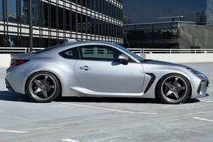 SUBARU BRZ LIMITED 2023 USADO (LHD/RHD) - Product Image 2