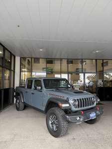 Jeep Gladiator Mojave 2025 Usado con Paquete para Clima Frío - Product Image 5