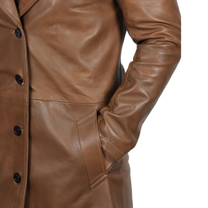 เสื้อโค้ทหนังแกะผู้ชาย ดีไซน์โดดเด่น ทันสมัย ป้องกันรอยยับ บรรจุขนเป็ดขาว 50% คุณภาพสูง บริการรับผลิตแบบ OEM/ODM - Product Image 6