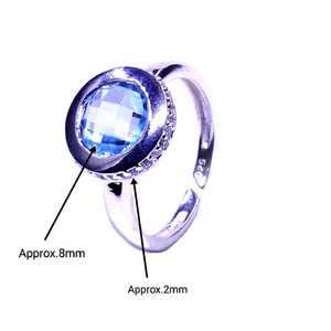 Bague Topaze Bleue en Argent Sterling 925 Style Classique avec Plaqué Or - Product Image 1