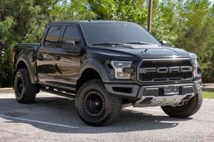 รถฟอร์ด F-150 ปี 2018 มือสอง รุ่น Look 4x4 เครื่องยนต์ 5.0L Raptor 499 แรงม้า V8 4 16 วาล์ว 5 ที่นั่ง เกียร์อัตโนมัติ - Product Image 4