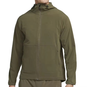 Chaqueta Cortavientos Personalizada con Bolsillos Extra Grandes, Chaqueta de Nailon Ligera e Impermeable, Cortavientos Unisex Numica Sports - Product Image 1