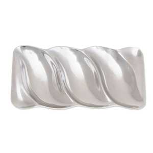 ถาดเสิร์ฟโลหะทำด้วยมือพร้อมงานแกะสลักดอกไม้เพื่อการนำเสนอของหวานที่สวยงามและการตกแต่งภายในบ้าน - Product Image 4