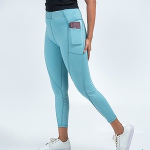 Mallas de yoga sin costuras de cintura alta Tie Dye para mujer, suaves, elásticas y transpirables con control de barriga ideal para fitness - Product Image 6