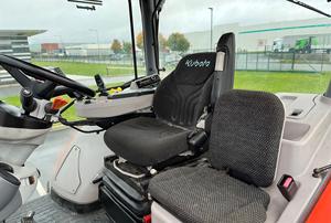 Tracteur 4WD Premium Power Kubota M7131 2018 d'occasion à vendre - Product Image 2