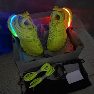 Zapatillas LED de Diseño de Lujo con Luces LED Originales <span class=keywords><strong>Balenciaga</strong></span> <span class=keywords><strong>para</strong></span> Hombre y <span class=keywords><strong>Mujer</strong></span>, Zapatillas Deportivas de Alta Calidad, Zapatillas Casuales - Product Image 3