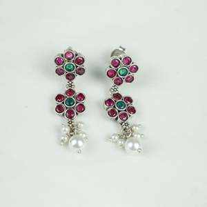 Ayushi Delicate Silver <b>Necklace</b> Set with <b>Ruby</b> and Emerald Floral Design for Party Occasions - Product Image 5