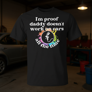Camiseta: Soy prueba de que papá no siempre trabaja en los coches - Product Image 3