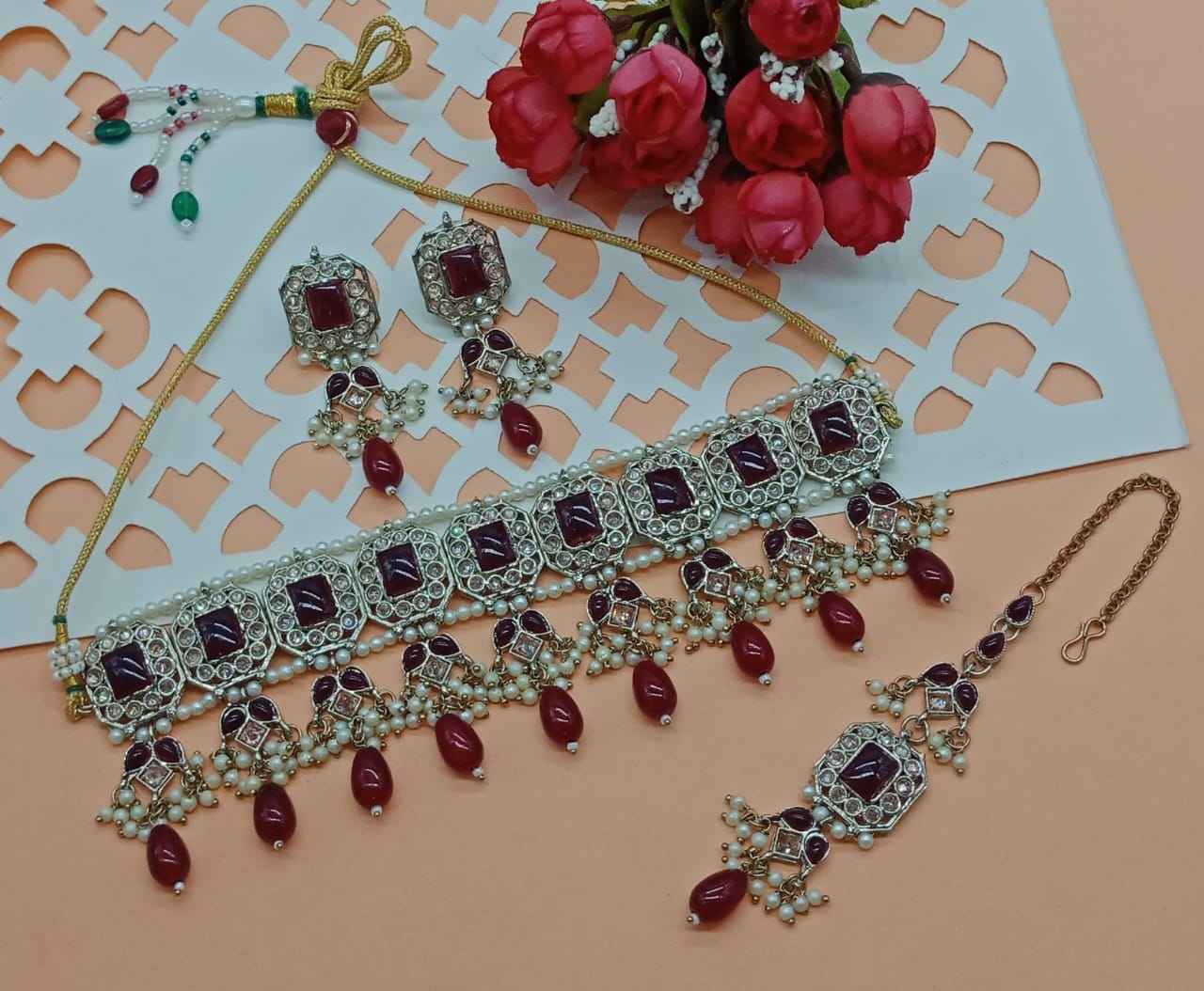 สีน้ำตาล