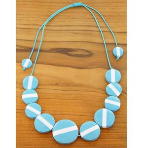 Collier rond en résine de qualité supérieure au design unique, fait à la main, peint à la main, bricolage, mode, bombastic, décoration de mariage, décoration de vacances - Product Image 1