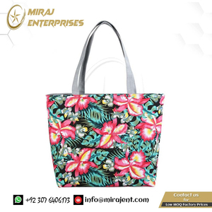 กระเป๋าถือผ้าใบชายหาดพับได้พิมพ์ลายใบไม้สีเขียวสำหรับผู้หญิงสำหรับฤดูร้อนโลโก้ออกแบบได้ตามต้องการ - Product Image 2