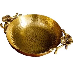 Bandeja DE SERVICIO DE METAL chapada en oro hecha a mano de gran venta con diseño moderno de lujo para bodas, mesa apta para lavavajillas - Product Image 4