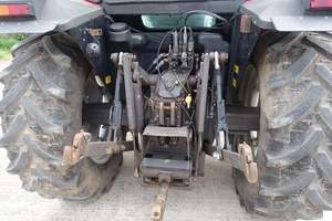 MASSEY FERGUSON Tractor de orugas de rueda 6120 20HP con motor de 120HP Cojinete de motor de bomba de caja de cambios-para granjas - Product Image 5