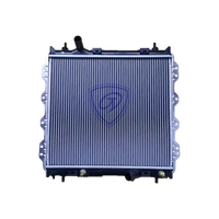 Radiateurs pour accessoires automobiles JD 38041 pour PT CRUISER BASEL42.4L 2001-2009 Radiateur 5017404AB 5017404AC Radiateur en aluminium