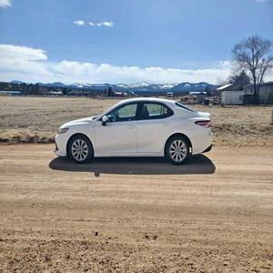 รถโตโยต้าแคมรี่2022ใหม่ใช้งานได้ค่อนข้างใช้งานแล้วและ SUV ใหม่สภาพดีเยี่ยมจัดส่งรวดเร็วพวงมาลัยขวา - Product Image 6