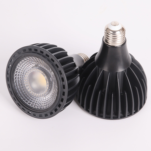 Ampoule LED COB PAR30 à économie d'énergie 30W, culot E26/E27, 15 °   24 °   36 °   60 °   Angle de faisceau <span class=keywords><strong>pour</strong></span> l'éclairage commercial des centres commerciaux - Product Image 2