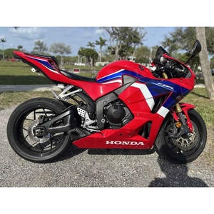 มอเตอร์ไซค์ฮอนด้า CBR 600RR รุ่นพรีเมียมเอ็กซ์คลูซีฟ ปี 2022 ประสิทธิภาพสูง ขนาด 600-1000 ซีซี ความเร็วสูงสุด >80 กม./ชม. - Product Image 1