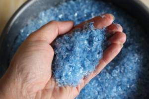 Copos de botellas de PET lavados en frío y en caliente/Chatarra de plástico PET/copos de mascotas reciclados transparentes - Product Image 6